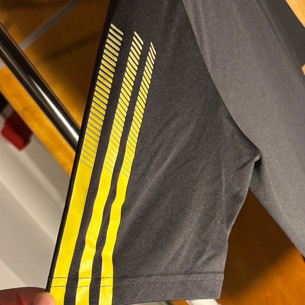 Adidas Men's Climalite Polyester Tee Black with Neon Yellow Highlights - Picture 6 of 6